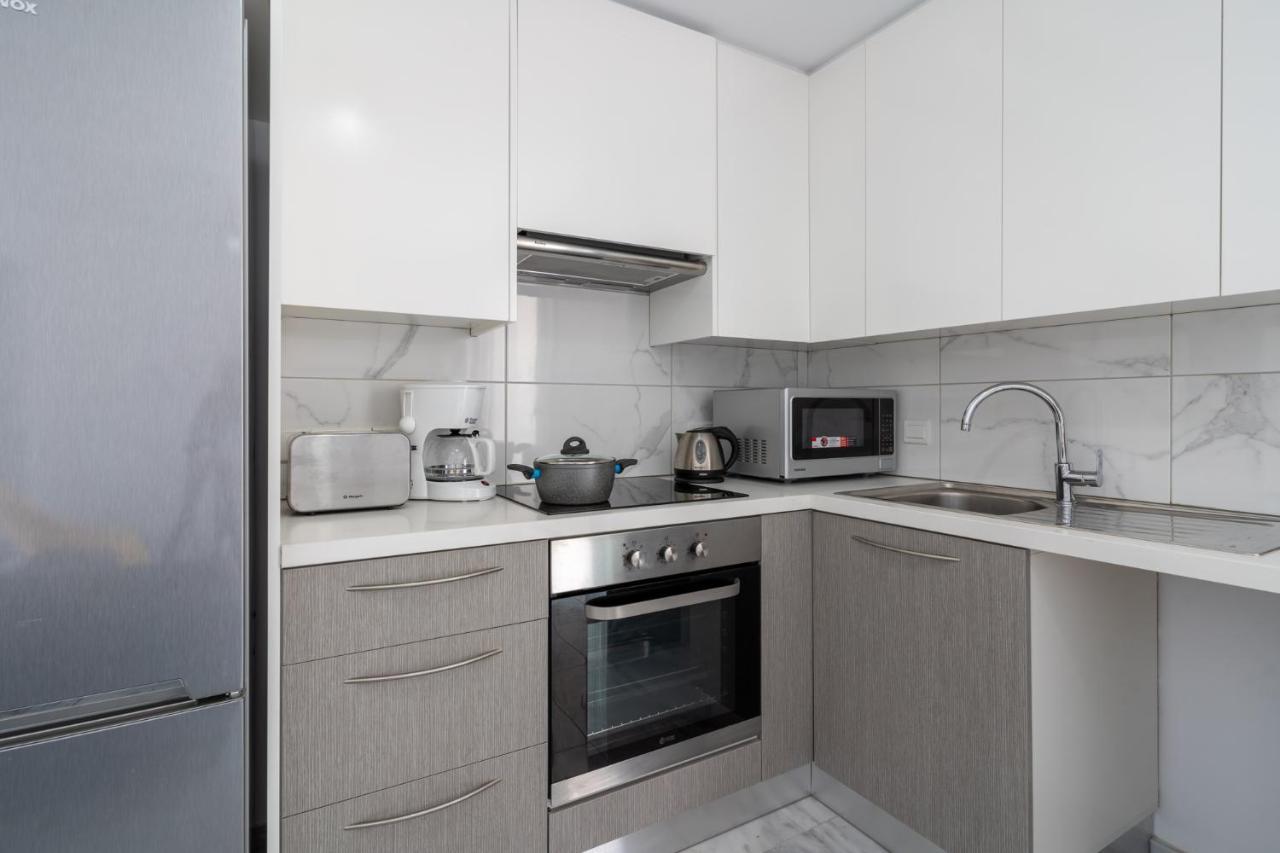 Oyster 1-Br Apt In Larnaca Dış mekan fotoğraf
