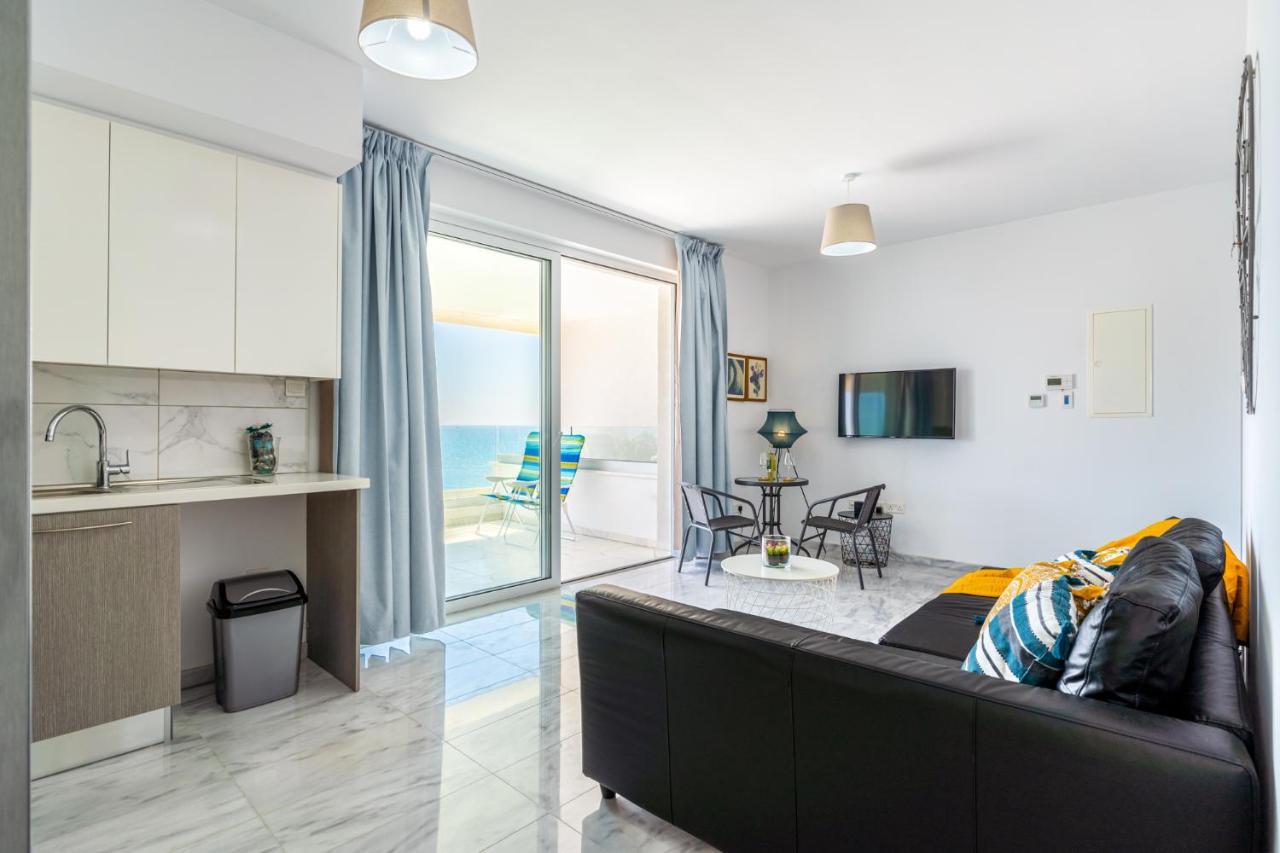 Oyster 1-Br Apt In Larnaca Dış mekan fotoğraf